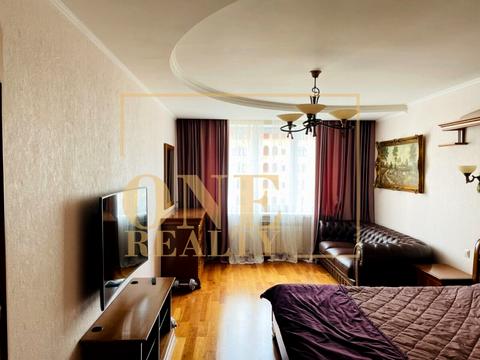 квартира за адресою В'ячеслава Чорновола вул., 20