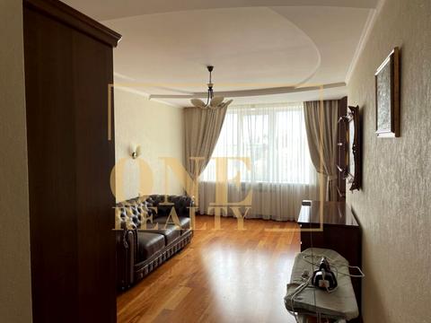 квартира за адресою В'ячеслава Чорновола вул., 20