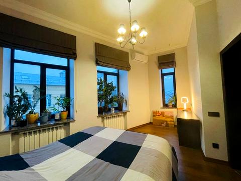 квартира за адресою Андріївський узвіз, 2-Б