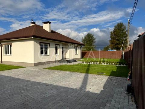 будинок за адресою Вул. Успішна