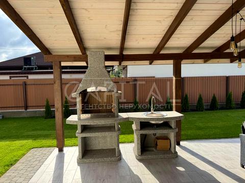 будинок за адресою Вул. Успішна