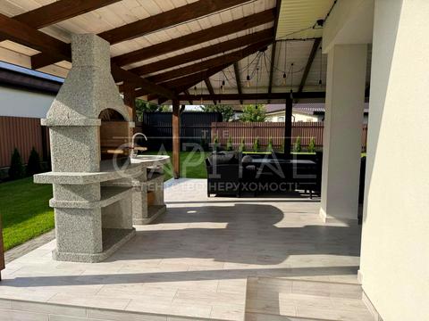 будинок за адресою Вул. Успішна