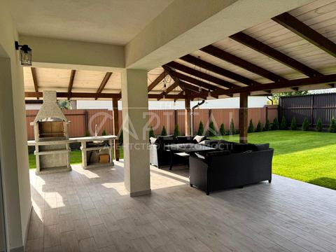 будинок за адресою Вул. Успішна