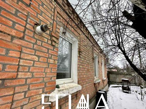 будинок за адресою провулок Шкільний, 12/9