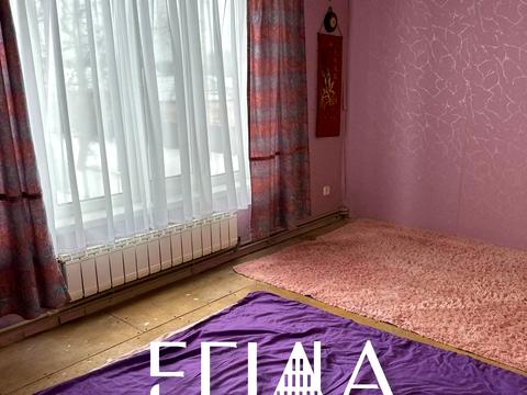 будинок за адресою провулок Шкільний, 12/9