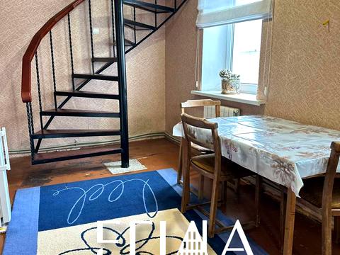 будинок за адресою провулок Шкільний, 12/9