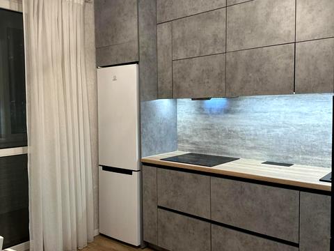 квартира за адресою Ревуцького вул., 40-В