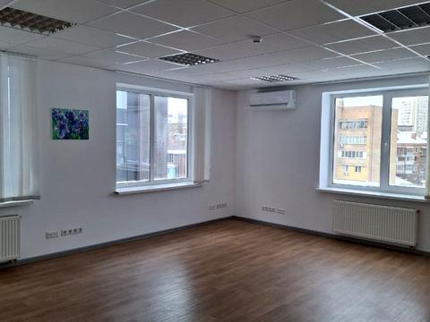 комерційна за адресою Голосіївський просп. (40-річчя Жовтня), 78/2