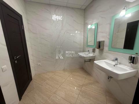 коммерческая по адресу Михаила Грушевского ул., 9Б