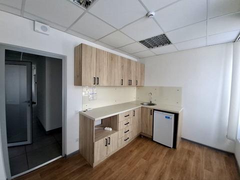 комерційна за адресою Голосіївський просп. (40-річчя Жовтня), 78/2