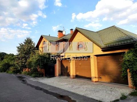 дом по адресу Печерский спуск