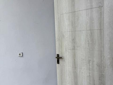 коммерческая по адресу Молодіжна ул., 12/1