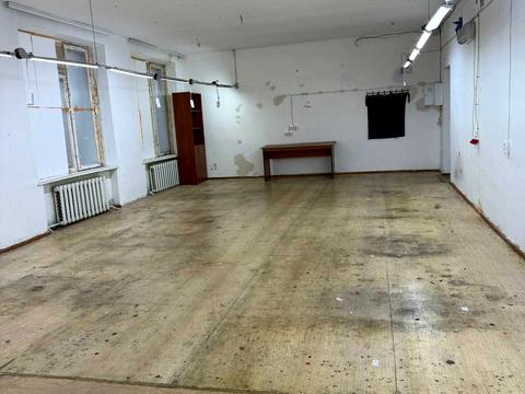 коммерческая по адресу Молодіжна ул., 12/1