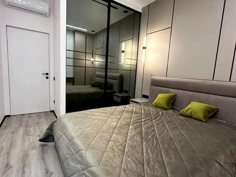 квартира по адресу Кучеревського бульв., 1