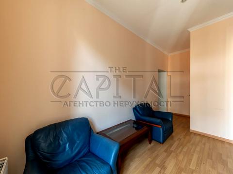 коммерческая по адресу Круглоуниверситетская ул., 4