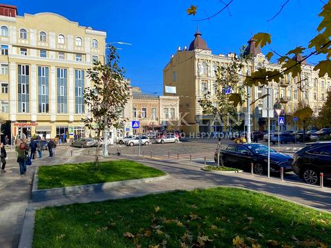 комерційна за адресою Богдана Хмельницького вул., 48