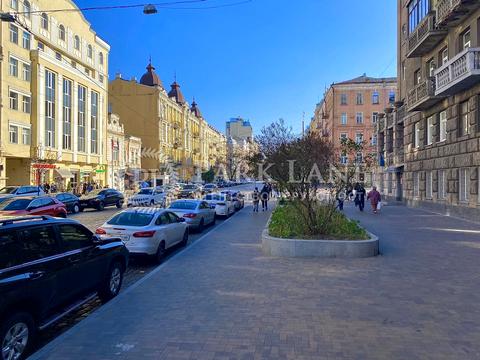 коммерческая по адресу Богдана Хмельницкого ул., 48