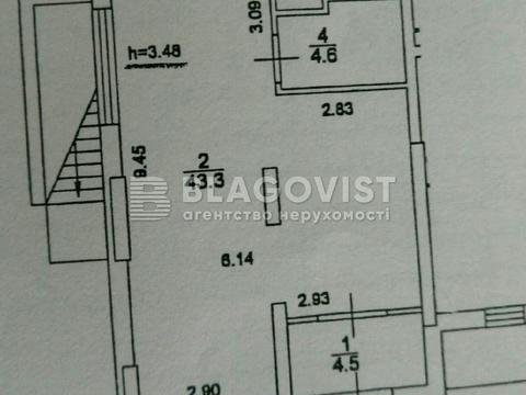 комерційна за адресою Соломії Крушельницької вул., 13