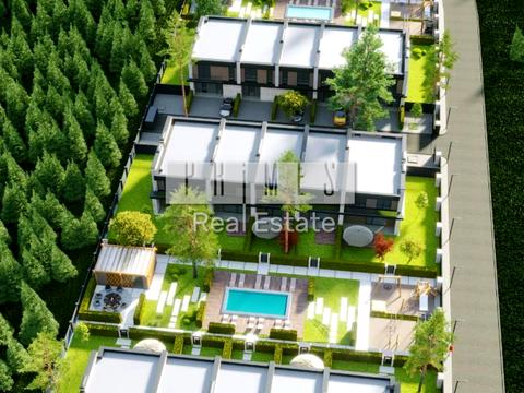 дом по адресу новообуховская траса