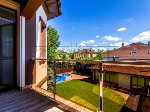 дом по адресу Мира ул., 92