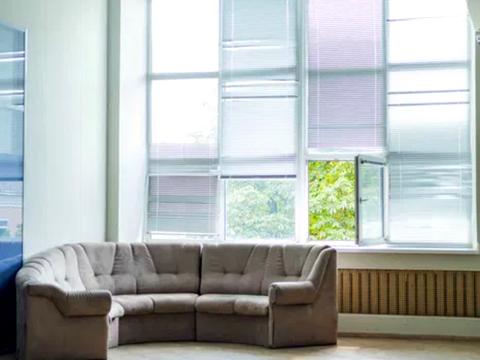 комерційна за адресою Київ, Дениса Монастирського вул. (Василя Сурікова), 2