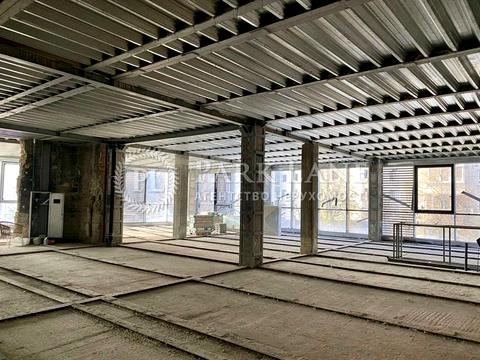 коммерческая по адресу Князей Острожских ул. (Московська), 31/33