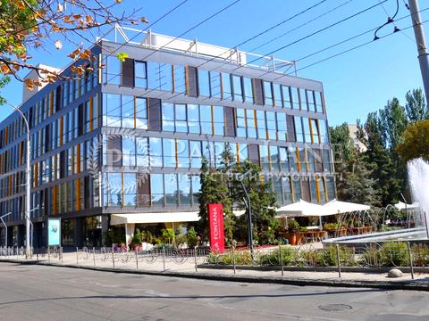 коммерческая по адресу Князей Острожских ул. (Московська), 31/33