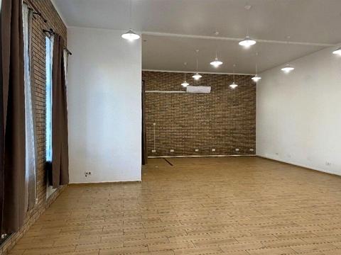 комерційна за адресою Дмитра Яворницького просп. (Карла Маркса), 101