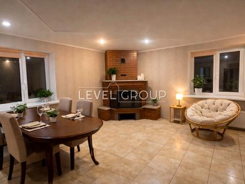 будинок за адресою Вишнева, 11а