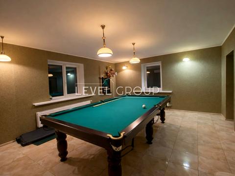 будинок за адресою Вишнева, 11а