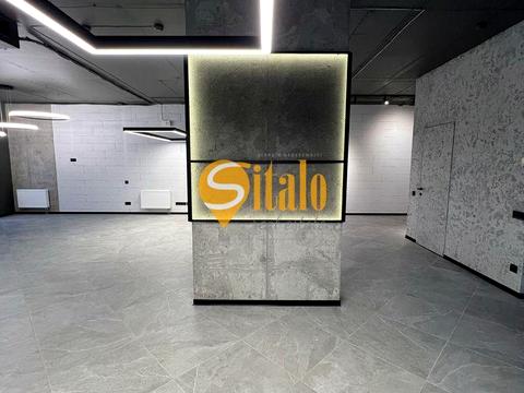 комерційна за адресою Центральна вул., 21