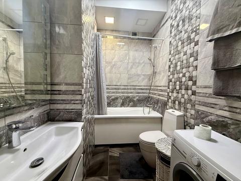 квартира по адресу Леси Украинки бульв., 4