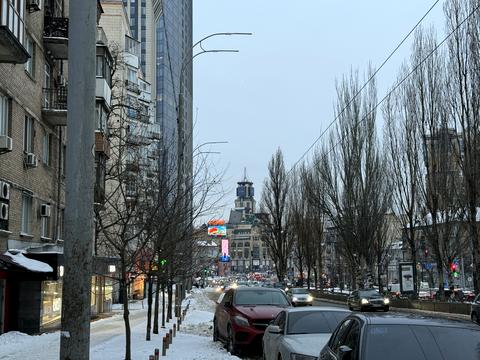 квартира по адресу Леси Украинки бульв., 4