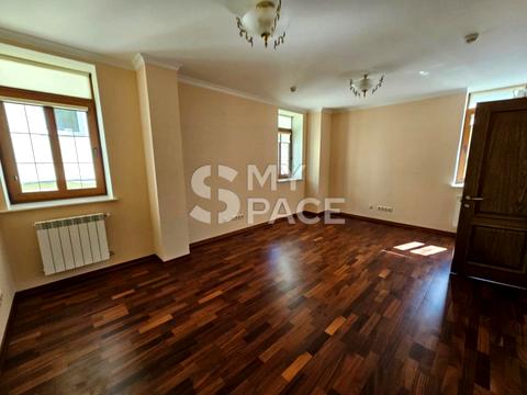 коммерческая по адресу Владимирская ул., 63