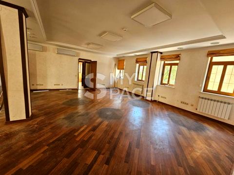 коммерческая по адресу Владимирская ул., 63