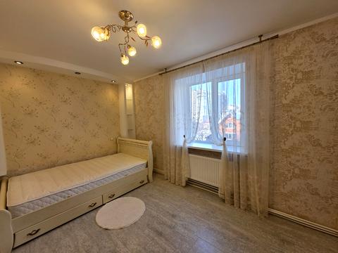 квартира за адресою Івана Миколайчука вул., 38