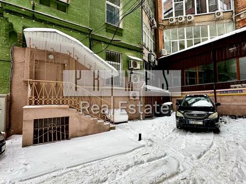 комерційна за адресою Шота Руставелі вул., 20-Б