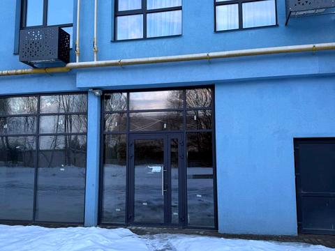 комерційна за адресою Львів, Карла Мікльоша вул., 20-Б