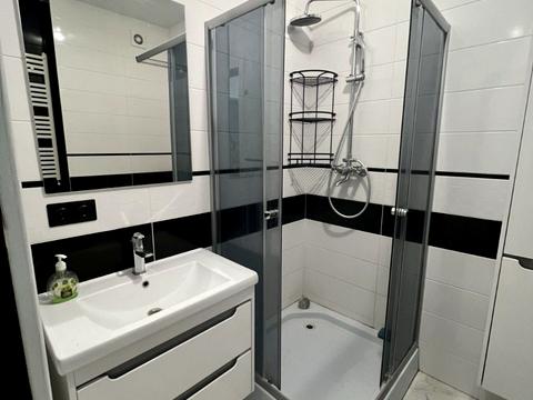 квартира за адресою Пасічна вул., 49б