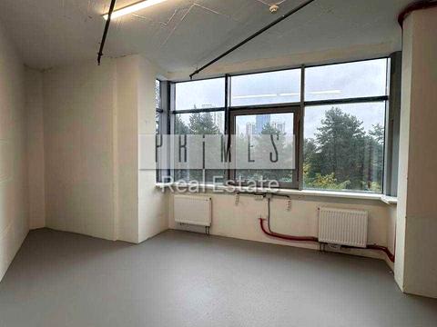 комерційна за адресою Князя Романа Мстиславича вул. (Генерала Жмаченка), 9