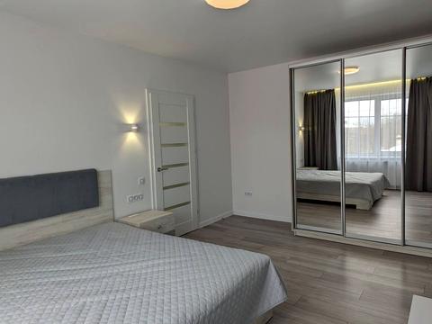 квартира за адресою Володимира Івасюка вул., 21-Г