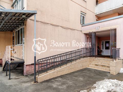 квартира за адресою Дарницький бульв., 8