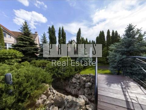 будинок за адресою смт. Козин, Лугова вул.