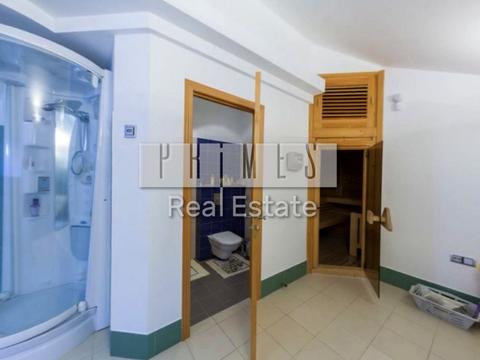 будинок за адресою смт. Козин, Лугова вул.