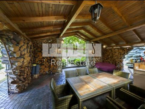 будинок за адресою смт. Козин, Лугова вул.