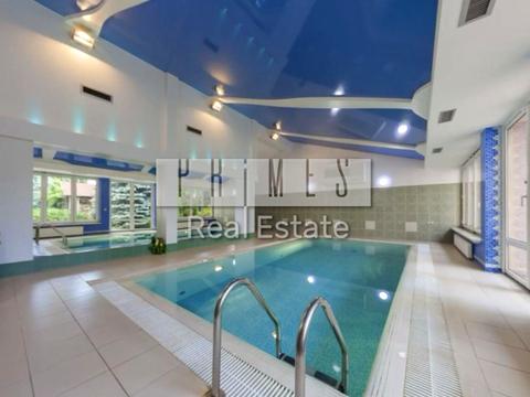 будинок за адресою смт. Козин, Лугова вул.