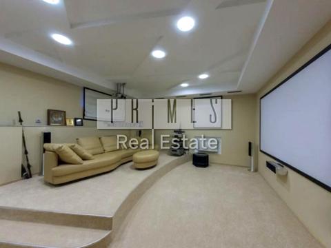 будинок за адресою смт. Козин, Лугова вул.