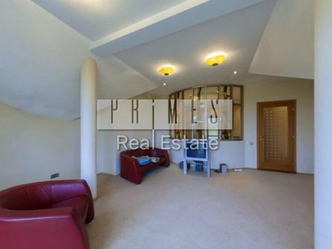 будинок за адресою смт. Козин, Лугова вул.