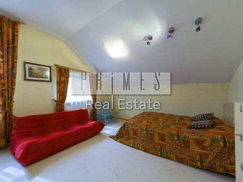 будинок за адресою смт. Козин, Лугова вул.