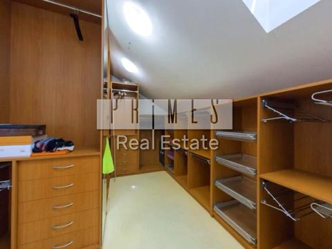 будинок за адресою смт. Козин, Лугова вул.